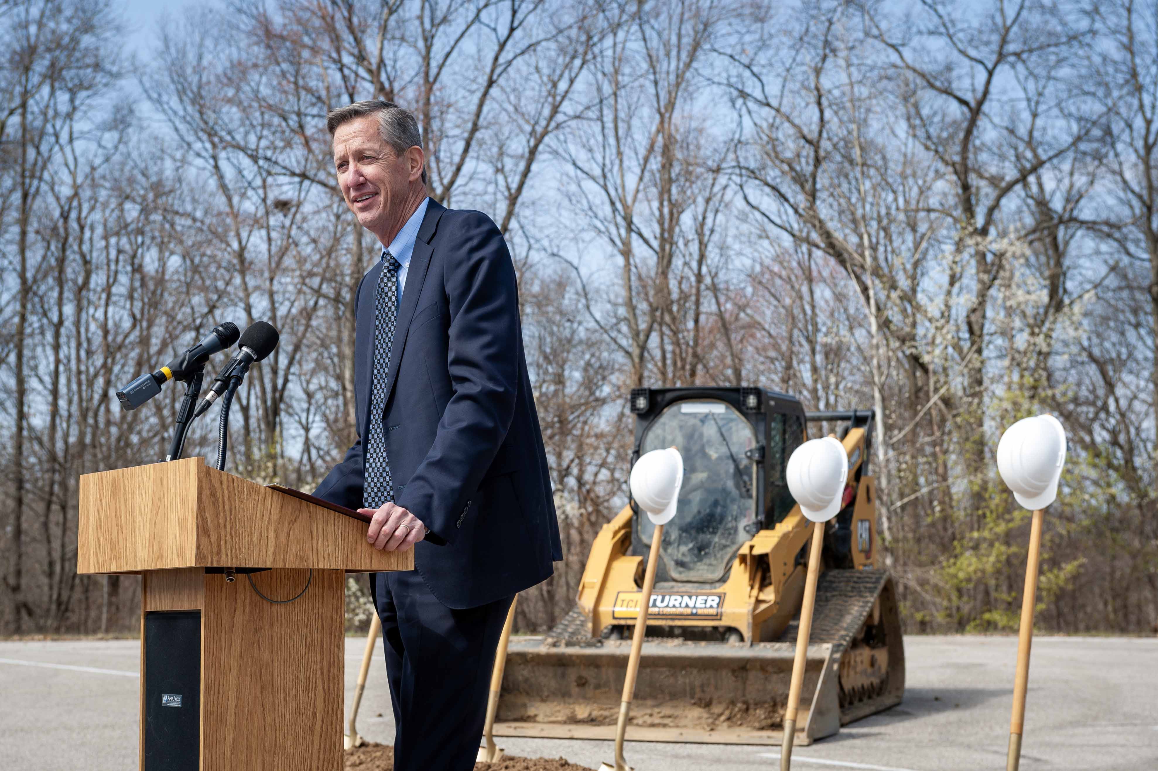 Dr. Brett Seidle, SES, Deputy Assistant Secretary of the Navy RDT&E, speaks at the MTEF groundbreaking.
